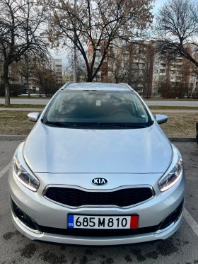 Kia Ceed 1.6CRDI 136кс FACELIFT, снимка 3