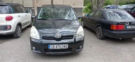 Toyota Corolla verso, снимка 1
