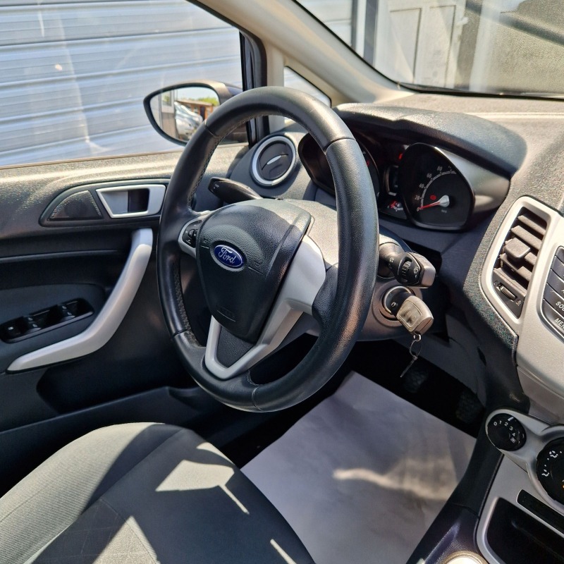 Ford Fiesta 1.4hdi , снимка 14 - Автомобили и джипове - 45794300