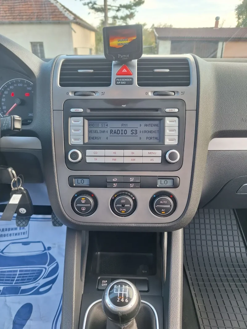 VW Golf 1.9 TDI, снимка 11 - Автомобили и джипове - 47538379