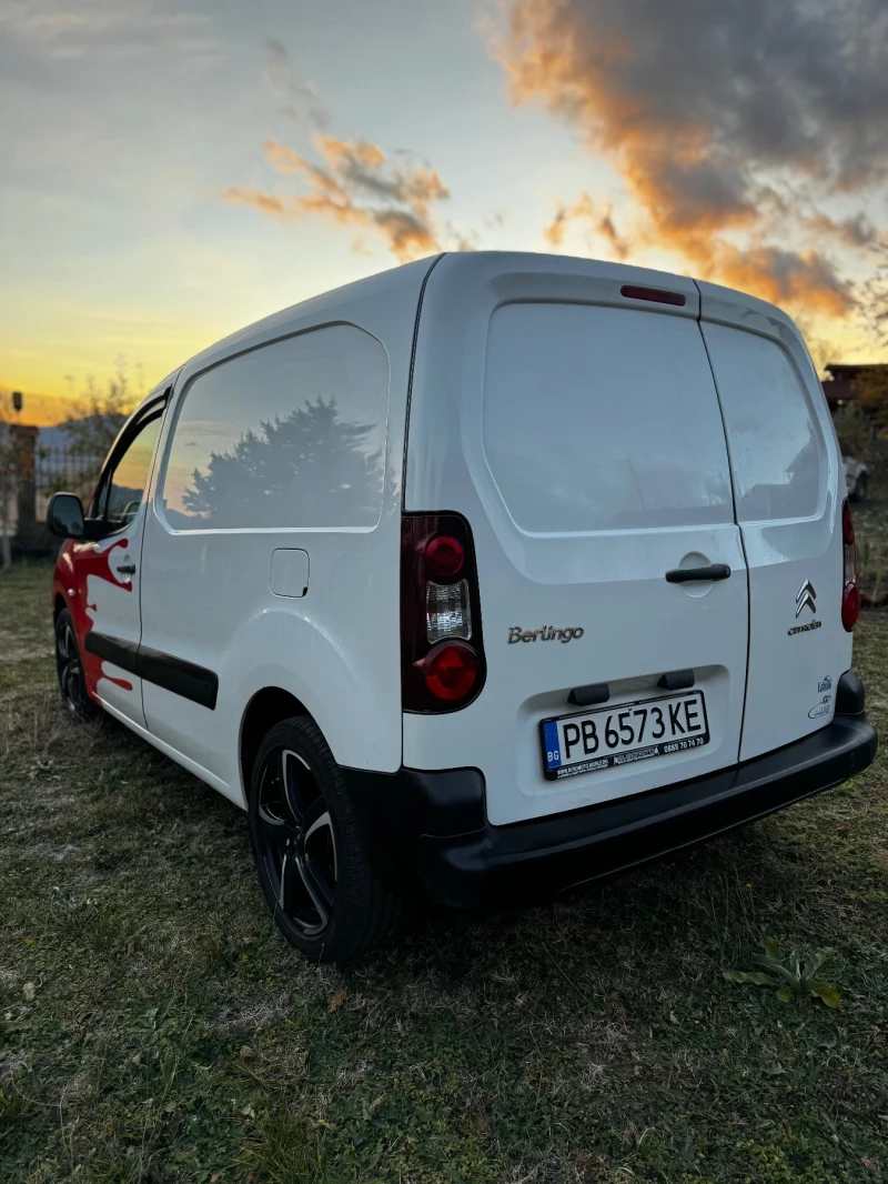 Citroen Berlingo 1.6 HDI Товарен 2+ 1, снимка 3 - Автомобили и джипове - 48145284