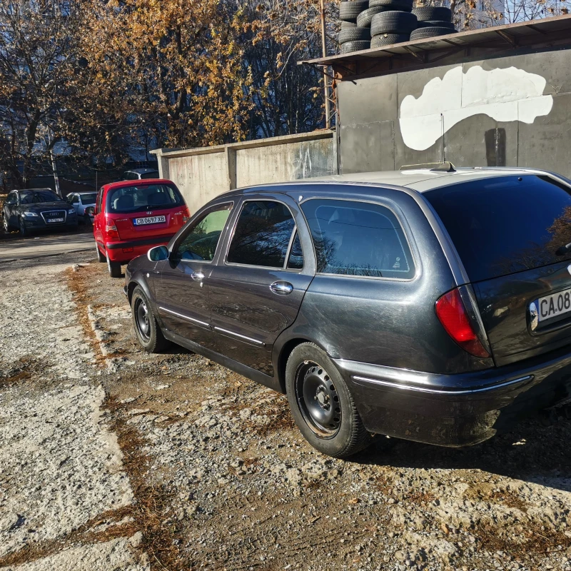 Lancia Lybra 2.4 Jtd, снимка 4 - Автомобили и джипове - 48694724