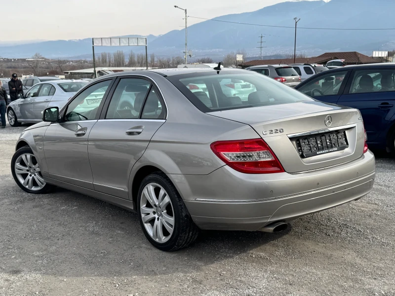 Mercedes-Benz C 220 646/AVANTGARDE/160.000km/XENON/NAVI/KAMERA/FUL/NEW, снимка 5 - Автомобили и джипове - 48929482