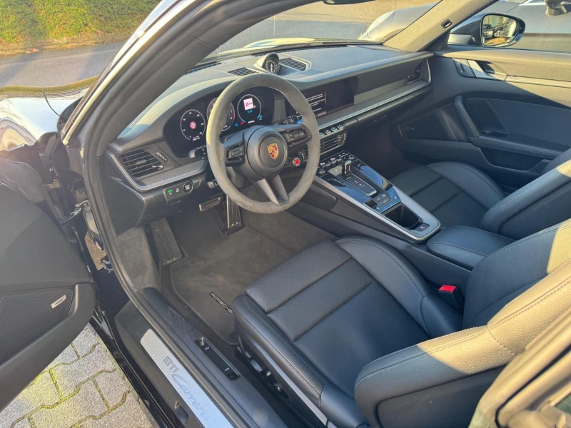 Porsche 911 992.2 CARRERA COUPE BOSE PANO LIFT-SYSTEM CAMERA , снимка 8 - Автомобили и джипове - 51509061