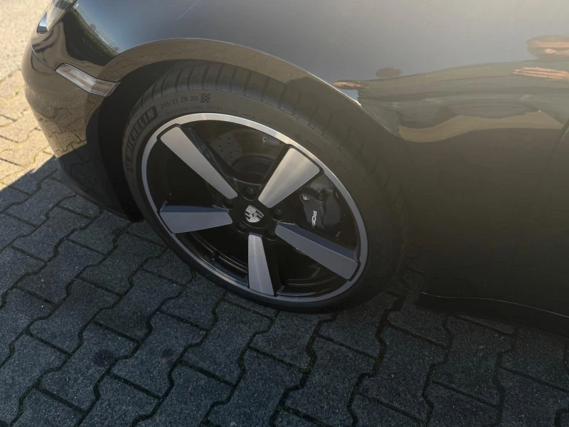 Porsche 911 992.2 CARRERA COUPE BOSE PANO LIFT-SYSTEM CAMERA , снимка 4 - Автомобили и джипове - 51509061