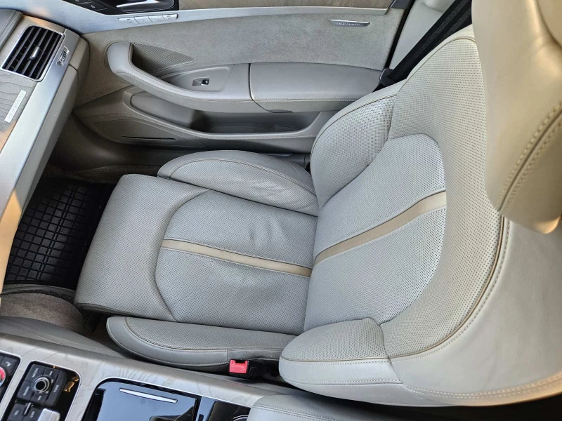Audi A8 4.2TDI* 2016* Matrix* DesignSelection, снимка 12 - Автомобили и джипове - 51199937