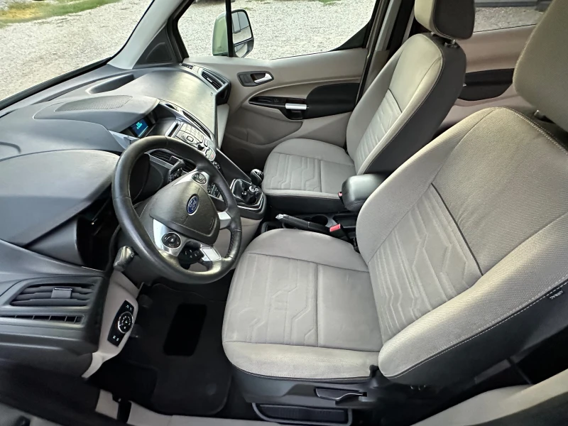 Ford Tourneo Connect 1.6TDCI* PATNIK* TITANIUM, снимка 9 - Автомобили и джипове - 51736380