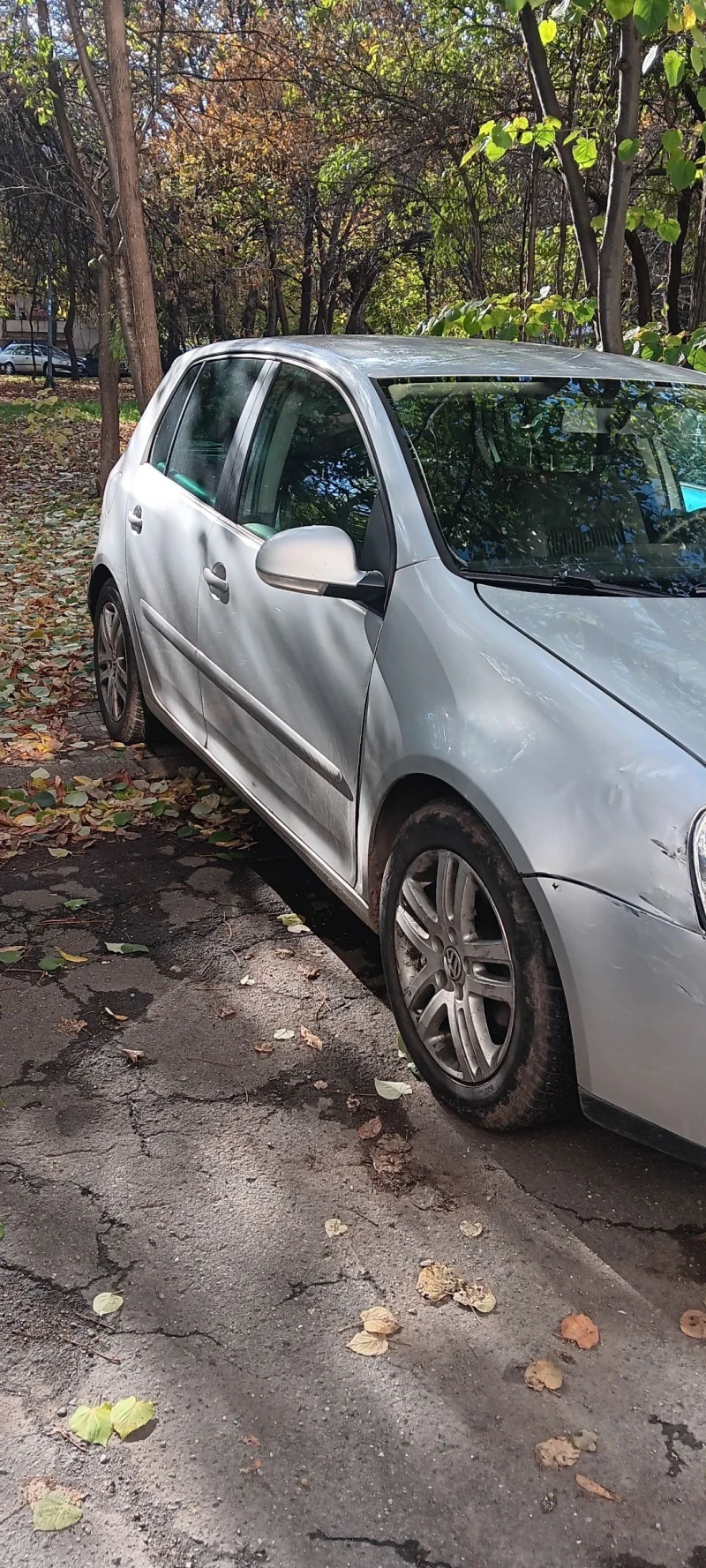 VW Golf V, снимка 2 - Автомобили и джипове - 52229514