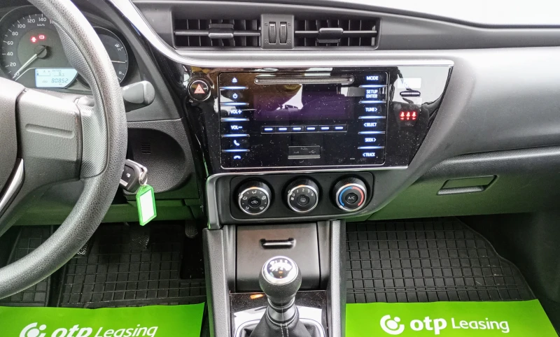 Toyota Corolla 1.4 D-4D, снимка 9 - Автомобили и джипове - 52647173