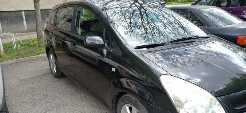 Toyota Corolla verso, снимка 9 - Автомобили и джипове - 52743453