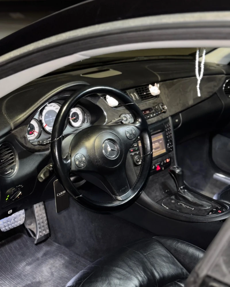 Mercedes-Benz CLS 320, снимка 9 - Автомобили и джипове - 52796337