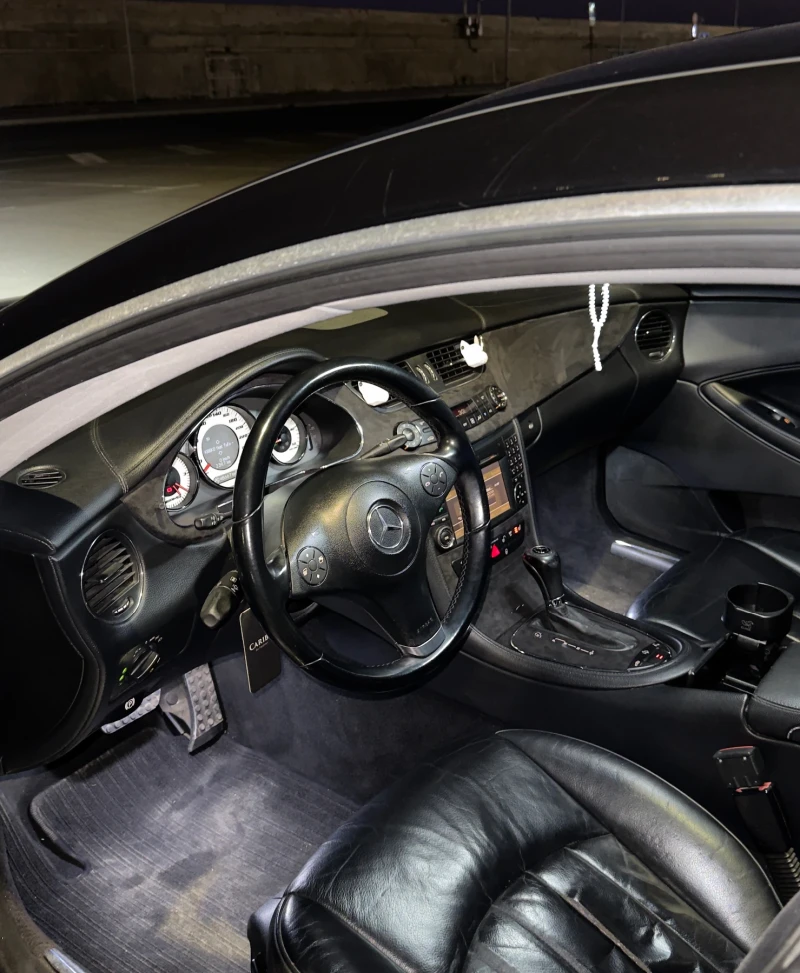 Mercedes-Benz CLS 320, снимка 8 - Автомобили и джипове - 52796337