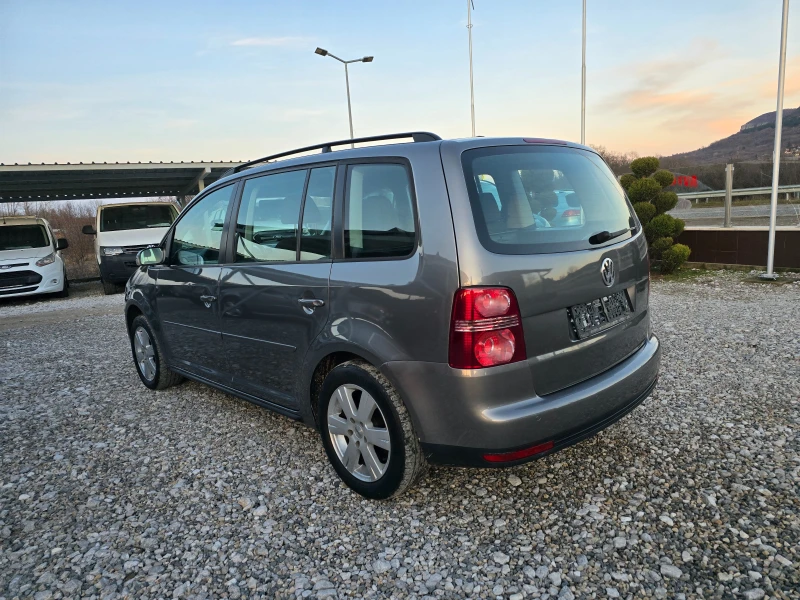 VW Touran 1.9 TDI  КЛИМАТРОНИК !! РЕАЛНИ КИЛОМЕТРИ, снимка 3 - Автомобили и джипове - 53174007
