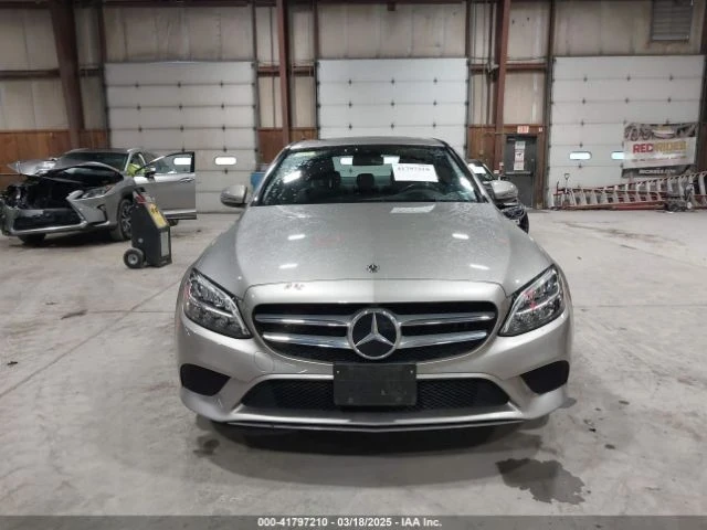 Mercedes-Benz C 300  - изображение 5