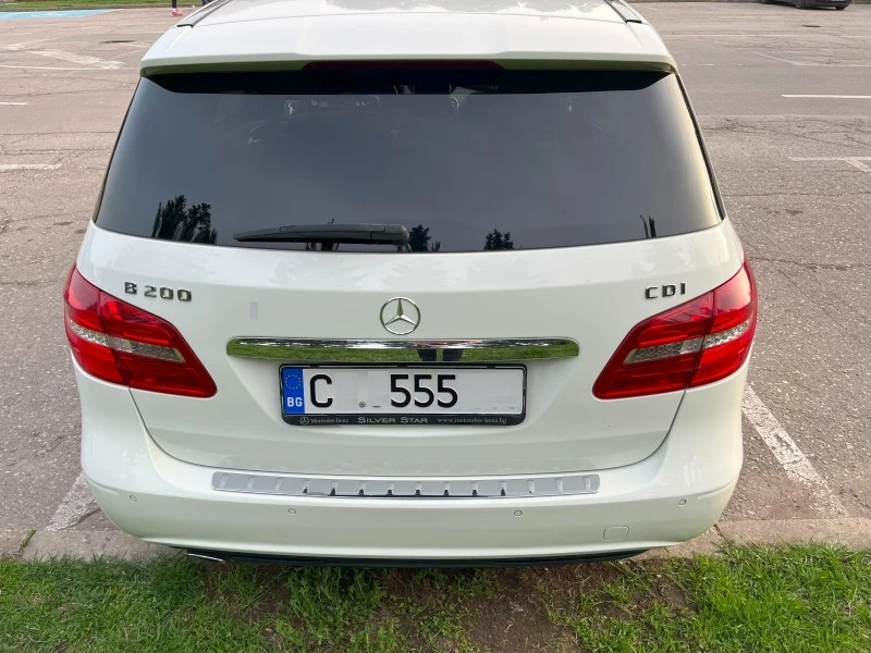 Mercedes-Benz B 200 CDI, снимка 9 - Автомобили и джипове - 53810211