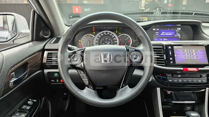 Honda Accord 2.4 | ���� | �������� | ������� | Mobile.bg � ����������� 11