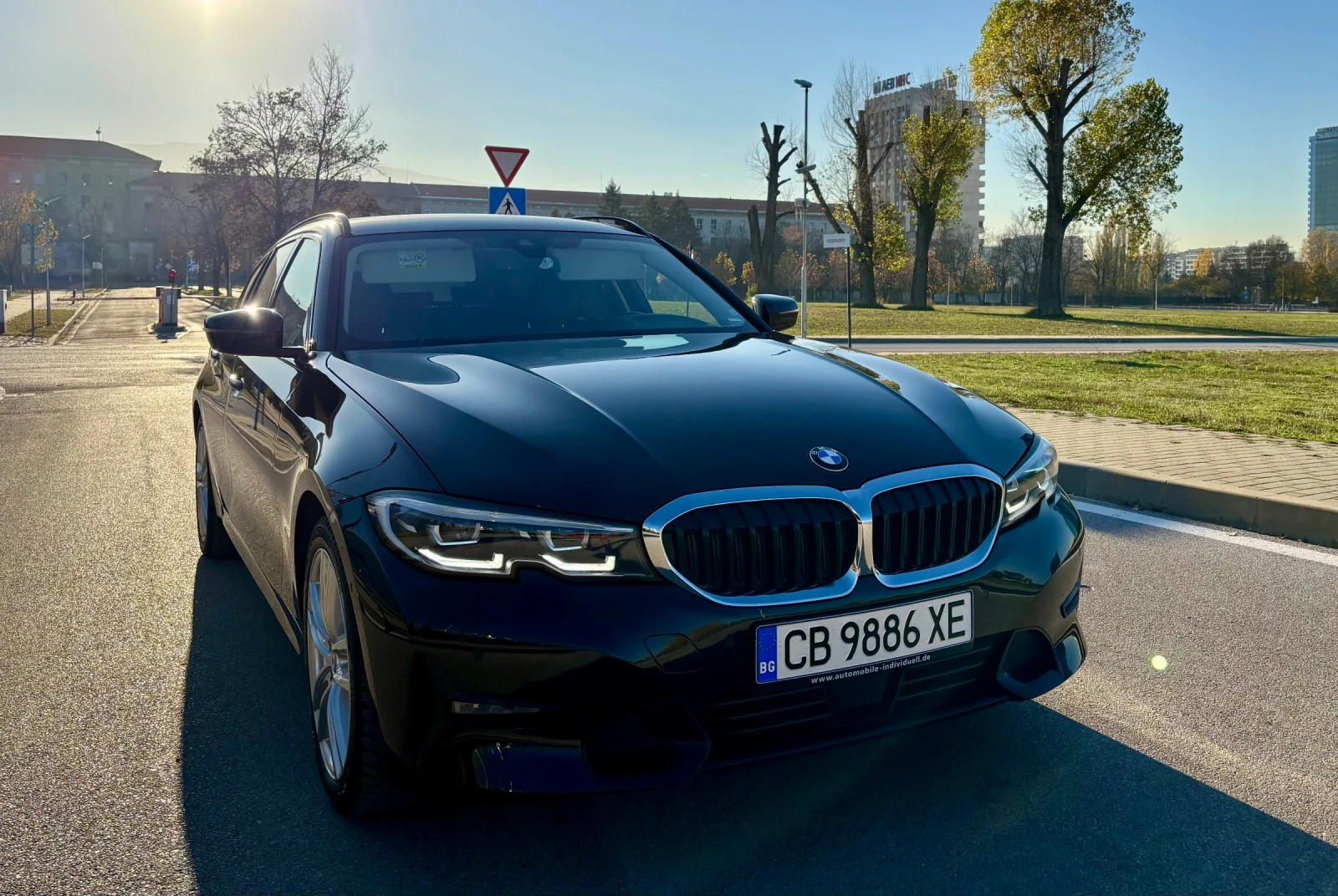 BMW 320 Mild Hybrid, снимка 1