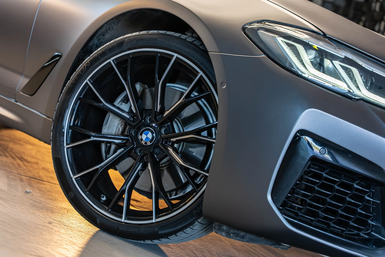BMW 540 Xdrive M - изображение 2