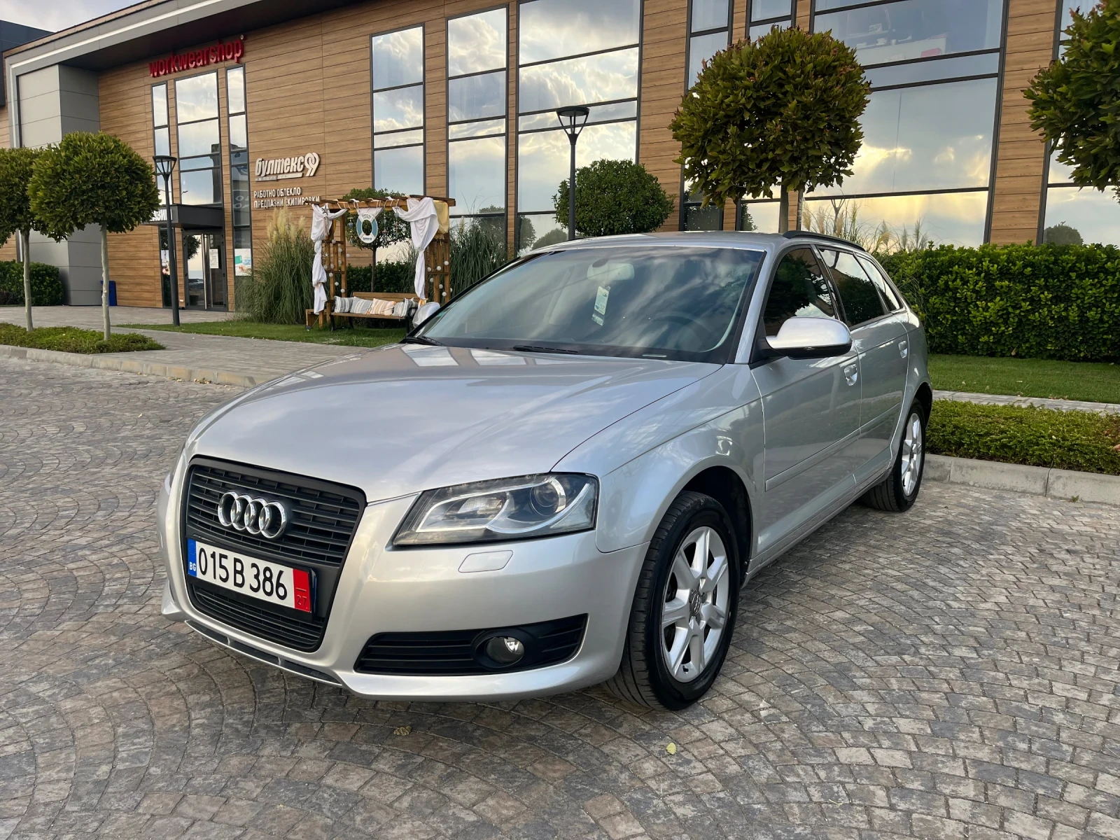 Audi A3 2.0TDi 140к.с.* Facelift* Xenon&Led* Perfect!!! - изображение 2