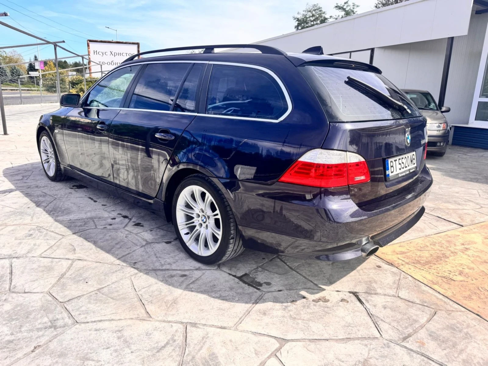 BMW 520  - изображение 4