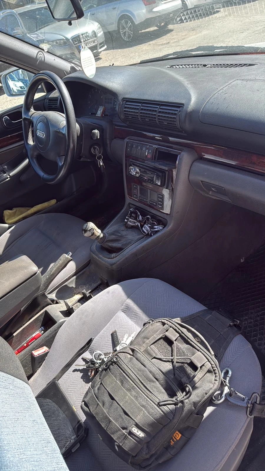 Audi A4 1.8 - изображение 4