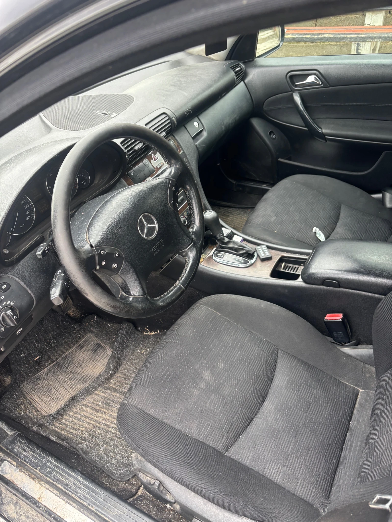 Mercedes-Benz C 220  - изображение 5