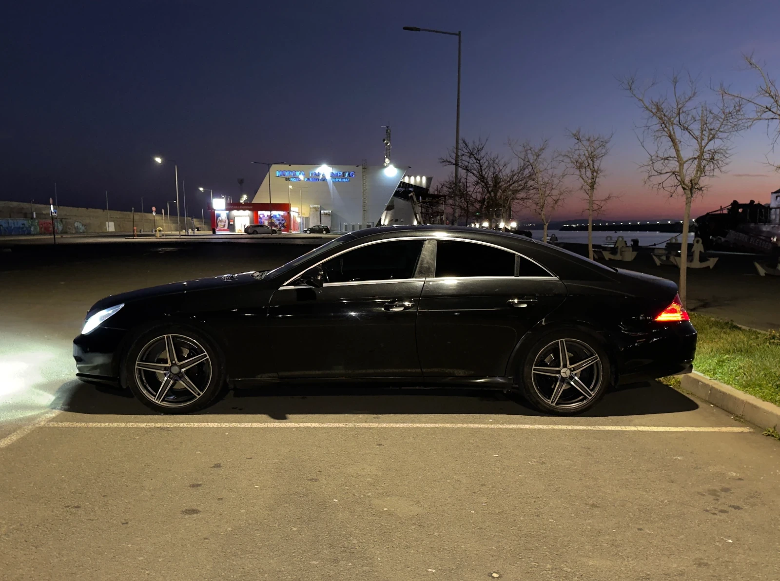 Mercedes-Benz CLS 320  - изображение 3