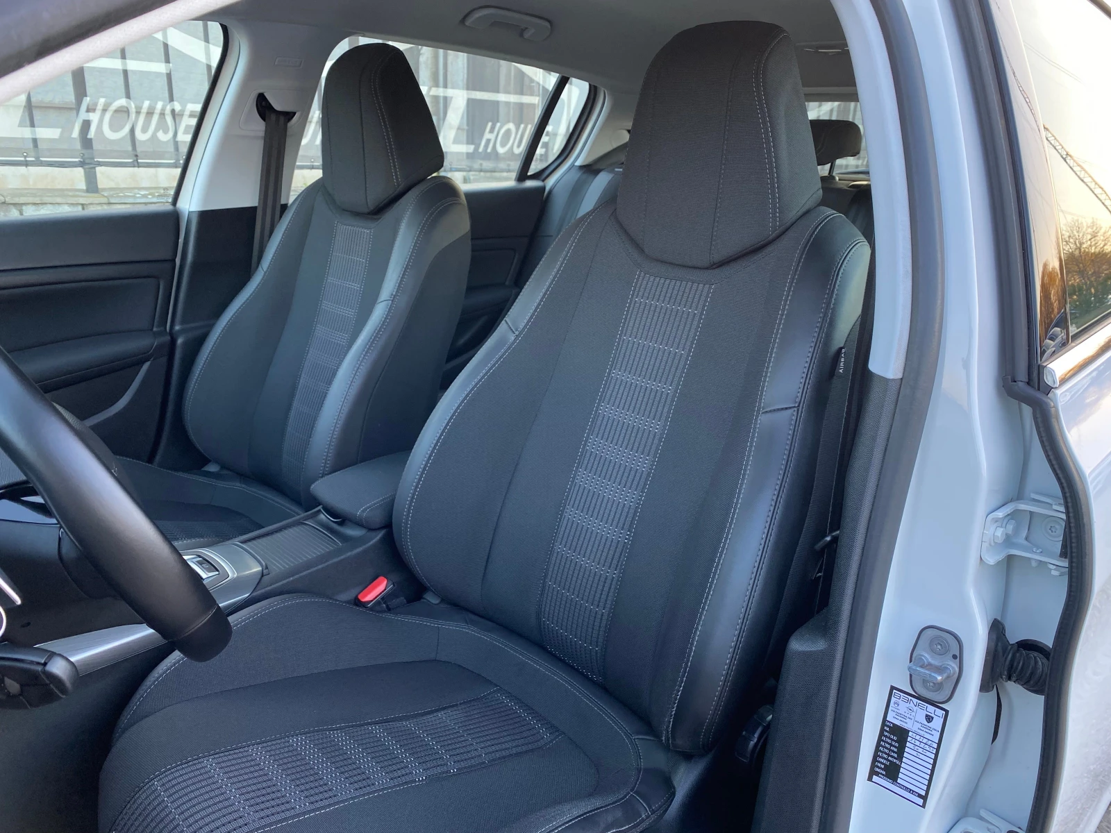 Peugeot 308 Face* Allure* 1.5HDI-Automatic*  | Mobile.bg � ����������� 16