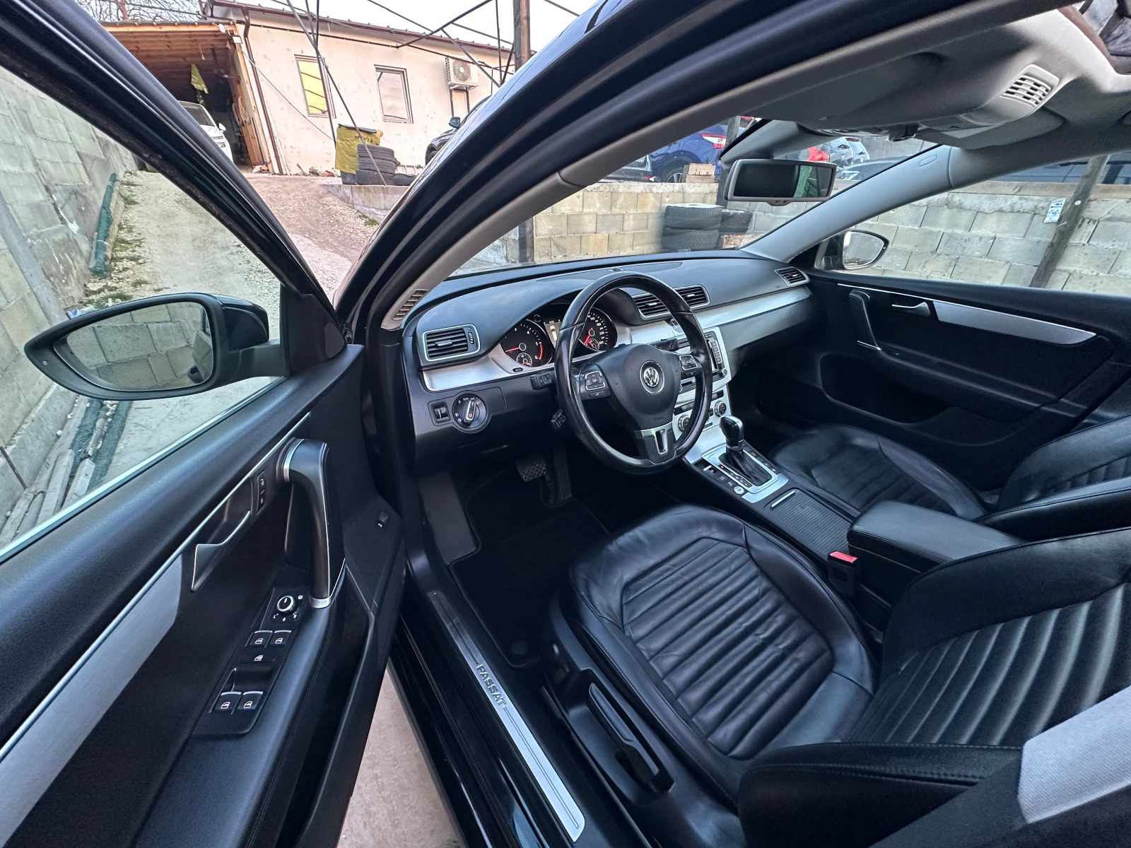 VW Passat 2.0 TDI Highline Автоматик Панорама История , снимка 8 - Автомобили и джипове - 53878206