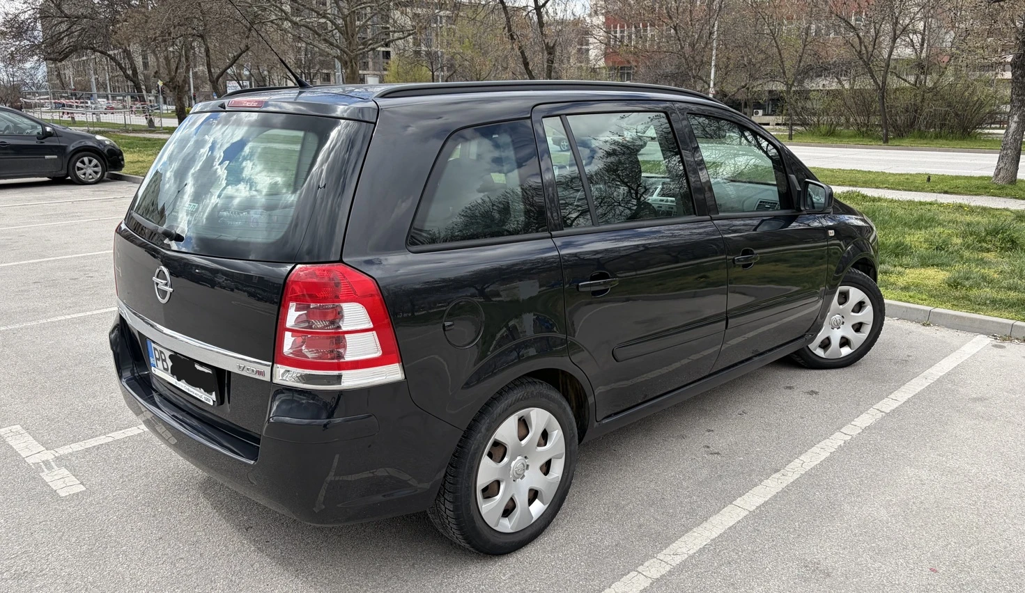 Opel Zafira B 1, 7cdti 125hp 6+ 1, снимка 4 - Автомобили и джипове - 54091391
