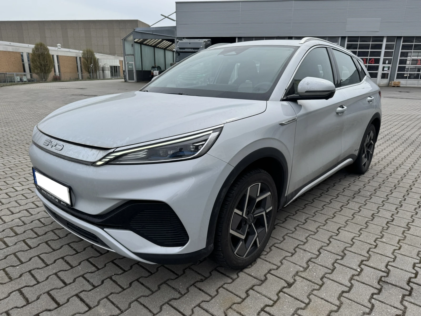 BYD Atto3 60 kWh Design, снимка 2 - Автомобили и джипове - 54256433