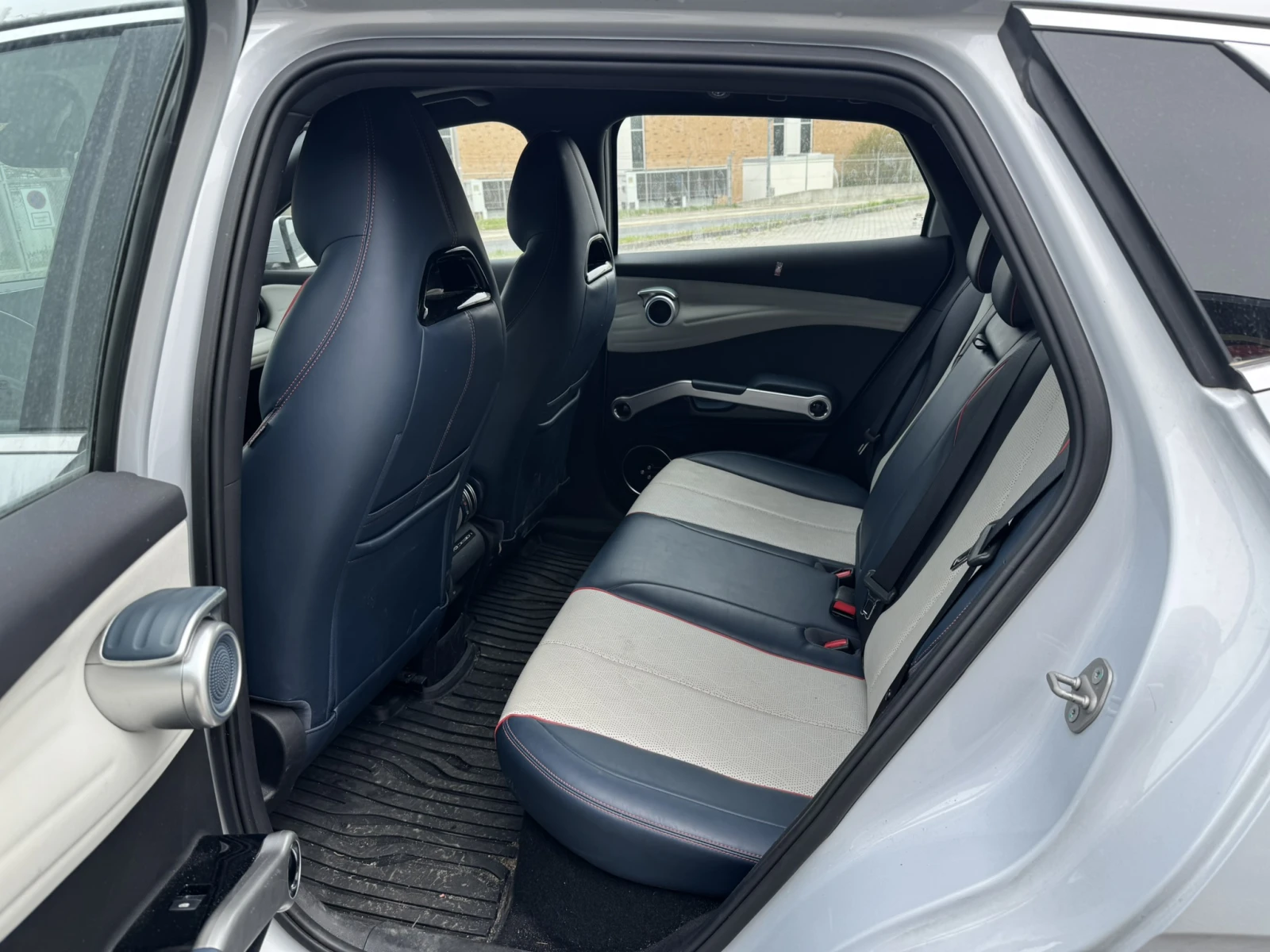 BYD Atto3 60 kWh Design, снимка 13 - Автомобили и джипове - 54256433