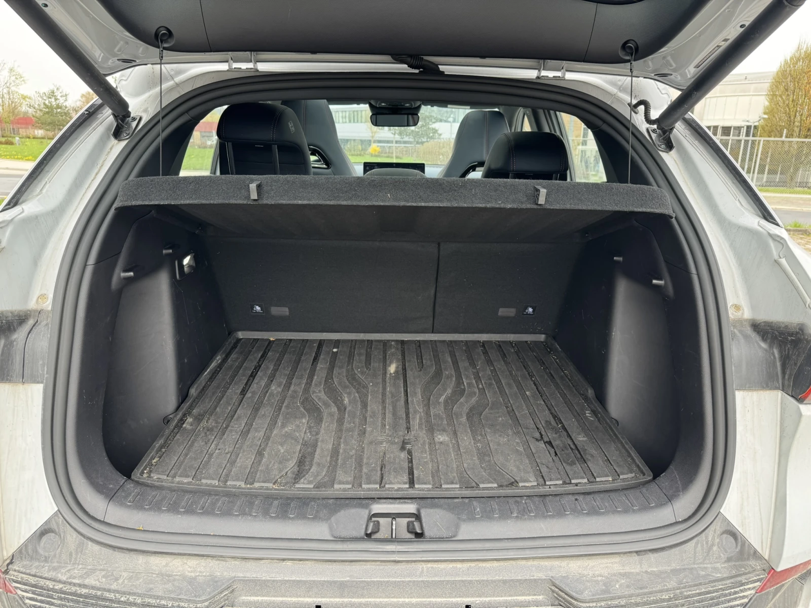 BYD Atto3 60 kWh Design, снимка 14 - Автомобили и джипове - 54256433