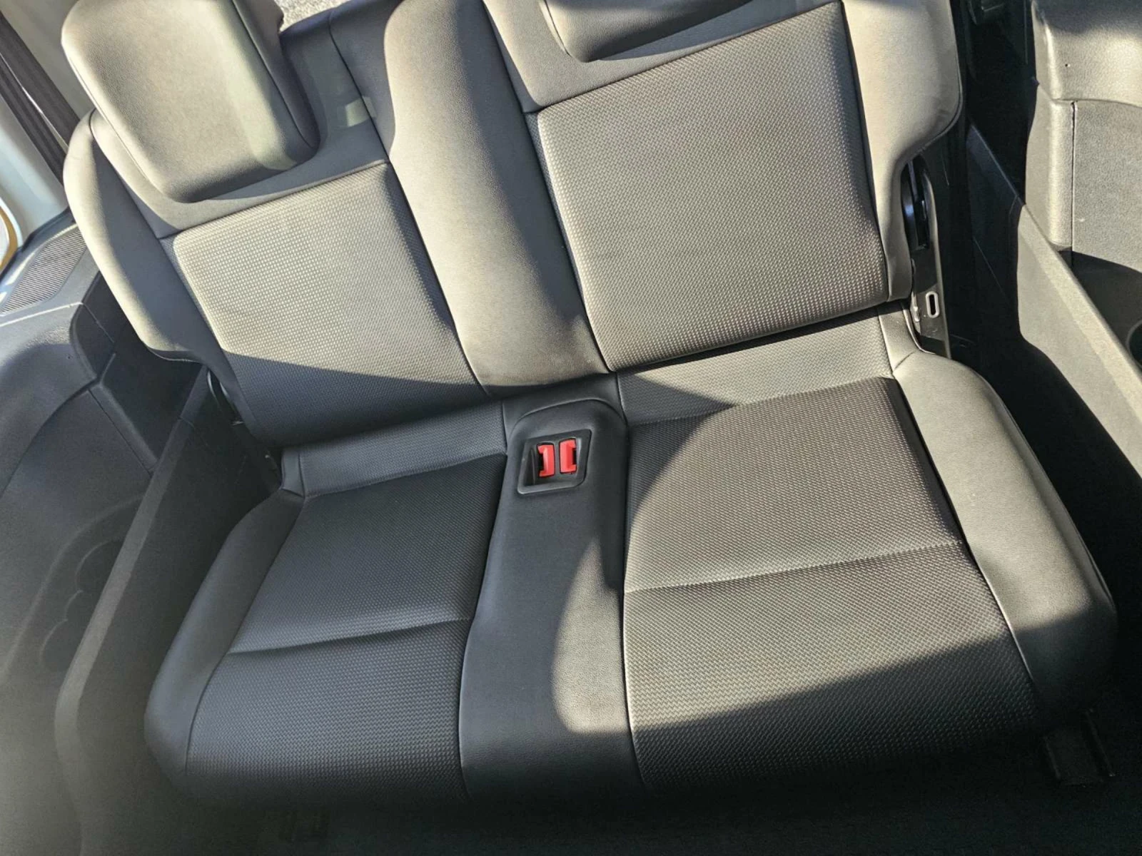 VW Caddy 1 4 метан 2018 нов внос Автомат 6+ 1 , снимка 9 - Автомобили и джипове - 54365992