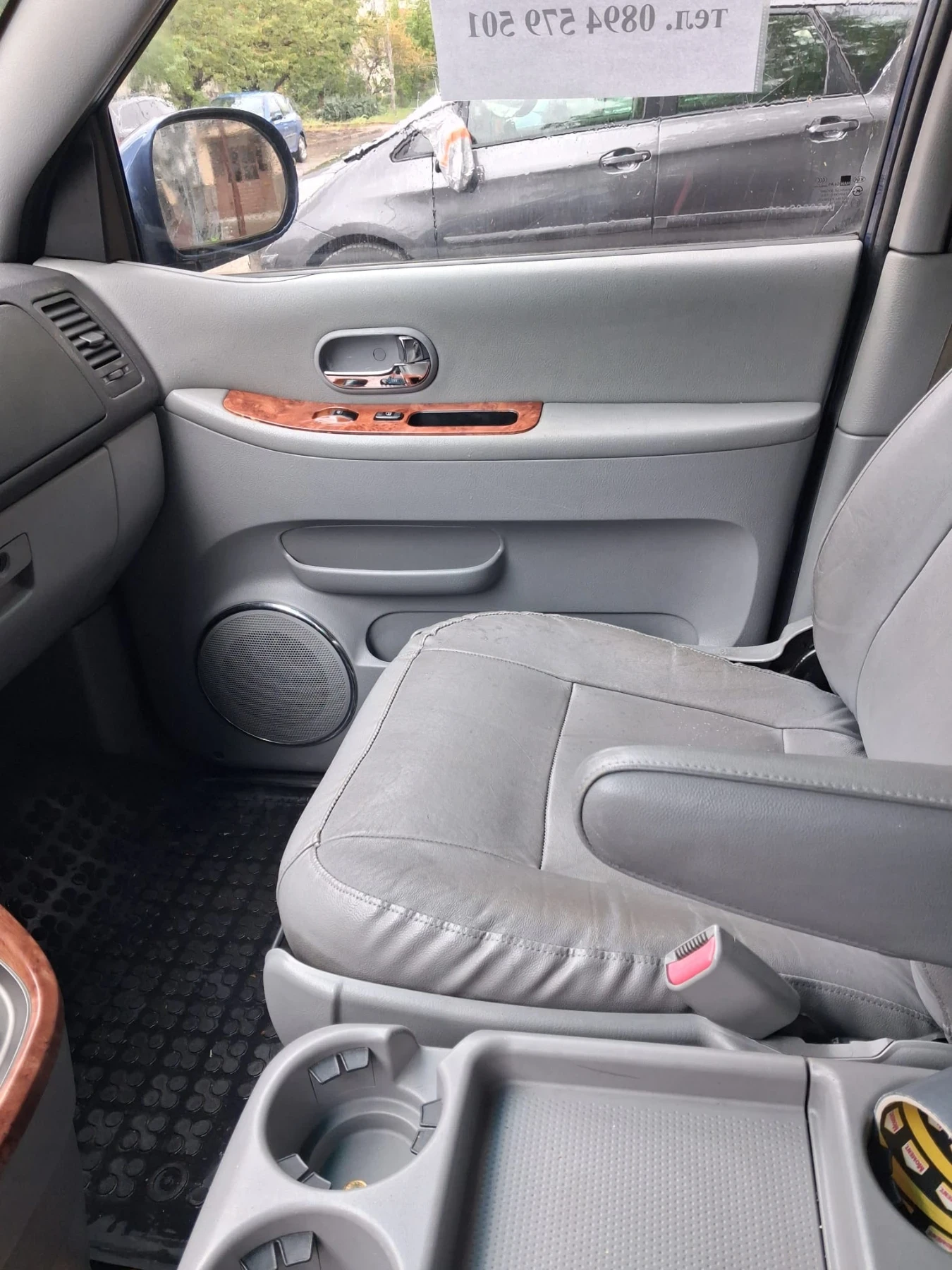 Kia Carnival CRDi EX, снимка 11 - Автомобили и джипове - 54369748