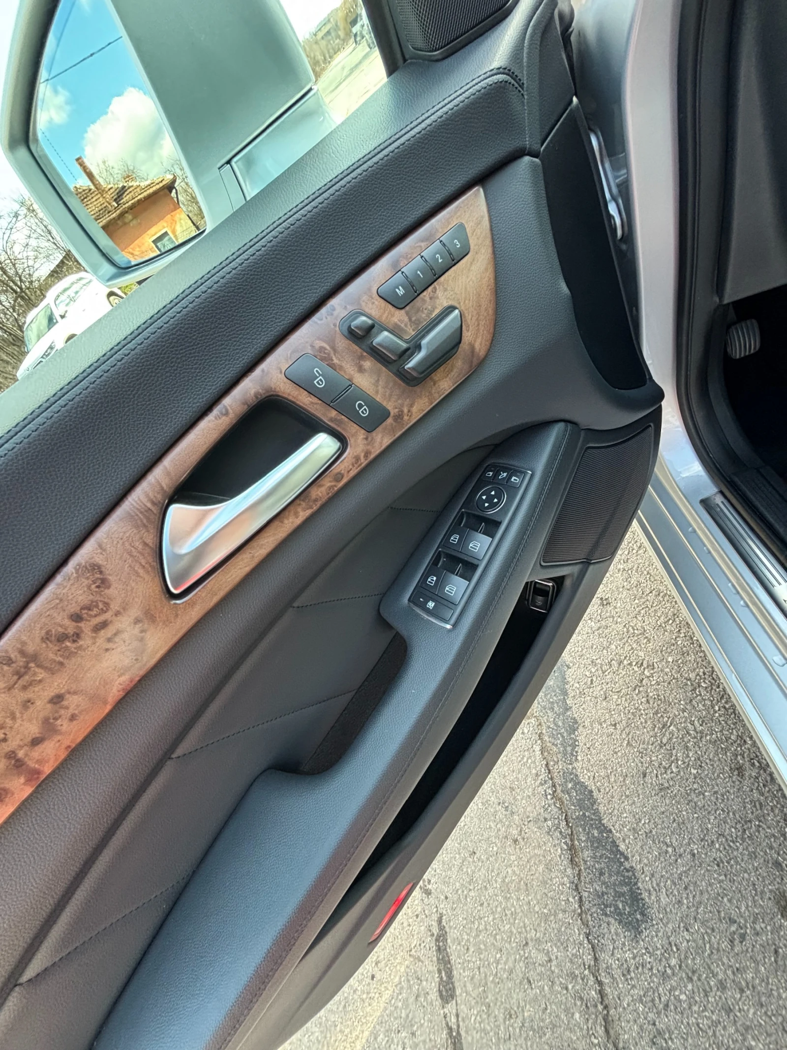 Mercedes-Benz CLS 350, снимка 13 - Автомобили и джипове - 54576586