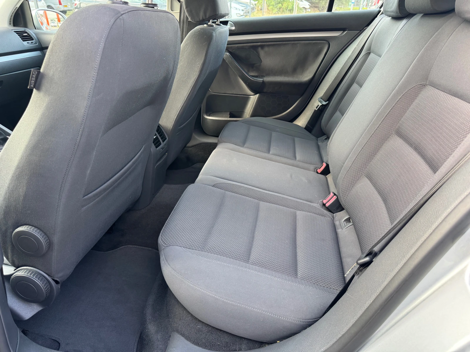 VW Golf, снимка 11 - Автомобили и джипове - 55705676