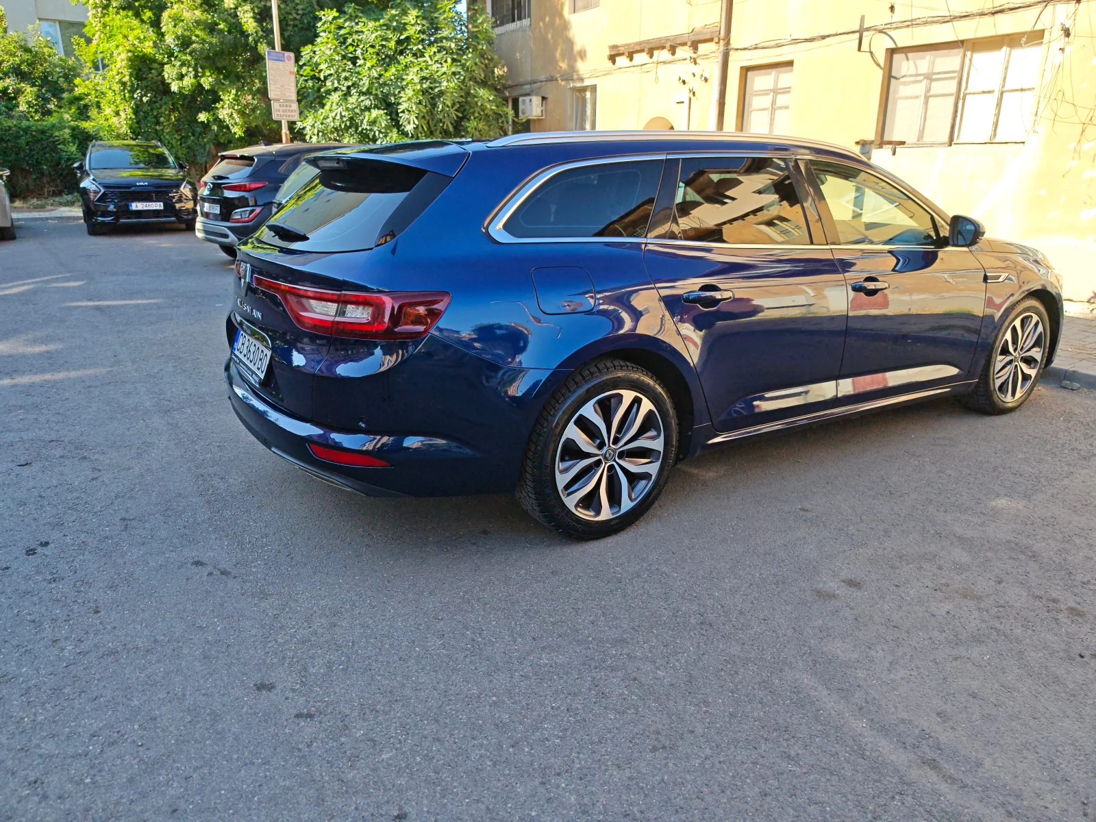 Renault Talisman 1.6 DCI 160hp EURO 6 AUTOMATIC/NAVI/MASSAGE/LED, снимка 6 - Автомобили и джипове - 56134963
