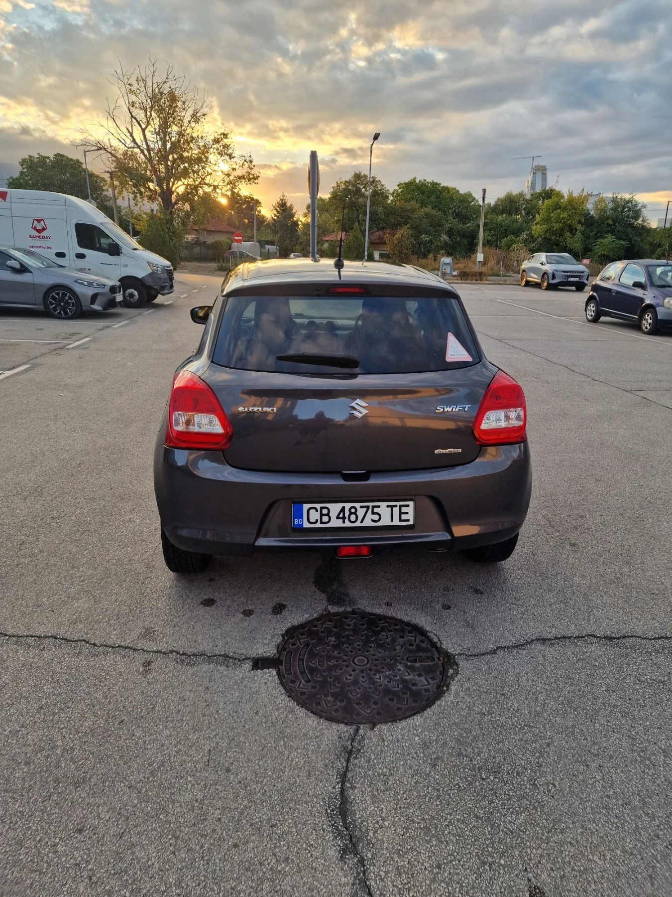 Suzuki Swift Suzuki Swift 1.2 4x4, снимка 5 - Автомобили и джипове - 56272955