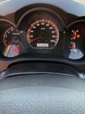 Toyota Hilux, снимка 1