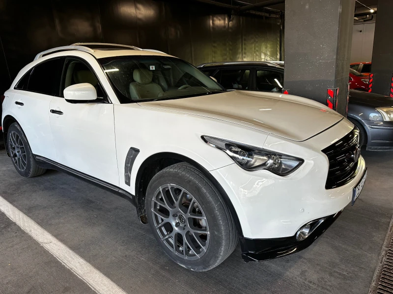 Infiniti Fx 35 GAS, снимка 2 - Автомобили и джипове - 47683309