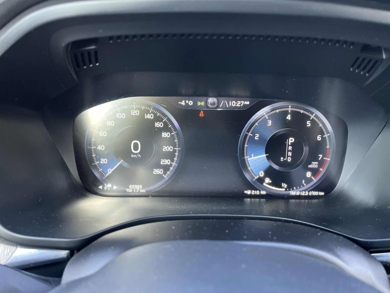 Volvo XC60 T6 INSCRIPTION 2.0L SUPERCHARGED, снимка 9 - Автомобили и джипове - 52773615