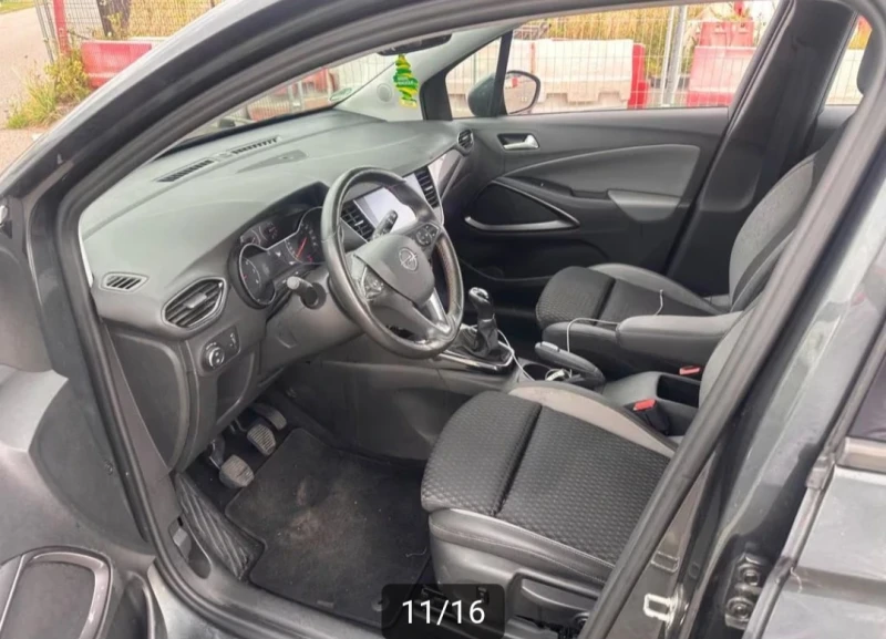 Opel Crossland X 1.2i TURBO/INOVATION/COSMO, снимка 13 - Автомобили и джипове - 53078861