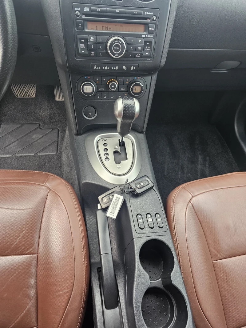 Nissan Qashqai 2.0 16V БЕНЗИН AUTOMAT, снимка 10 - Автомобили и джипове - 53088483