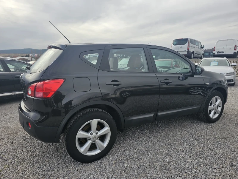 Nissan Qashqai 2.0 16V БЕНЗИН AUTOMAT, снимка 4 - Автомобили и джипове - 53088483