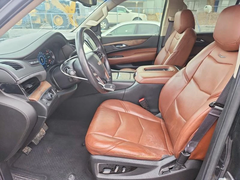 Cadillac Escalade 6.2L 8 Rear-wheel drive, снимка 12 - Автомобили и джипове - 53525017