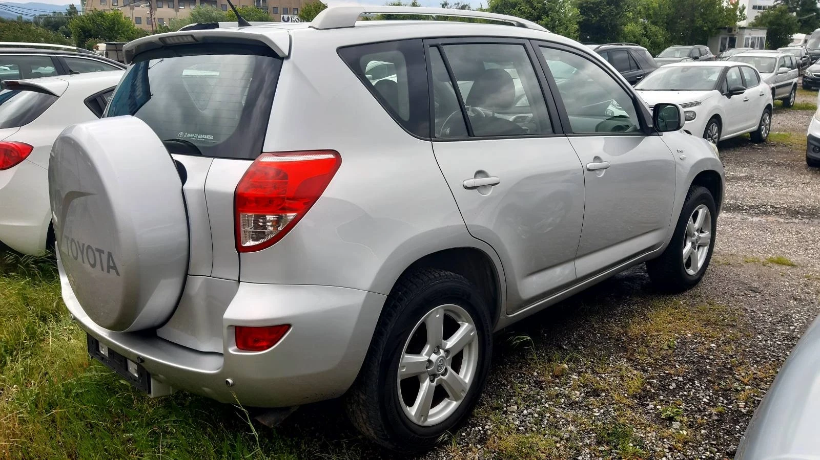 Toyota Rav4  - изображение 2