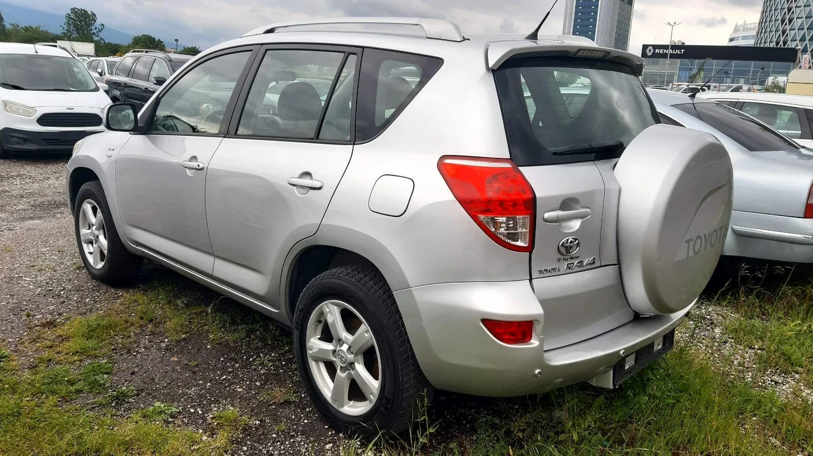 Toyota Rav4  - изображение 6