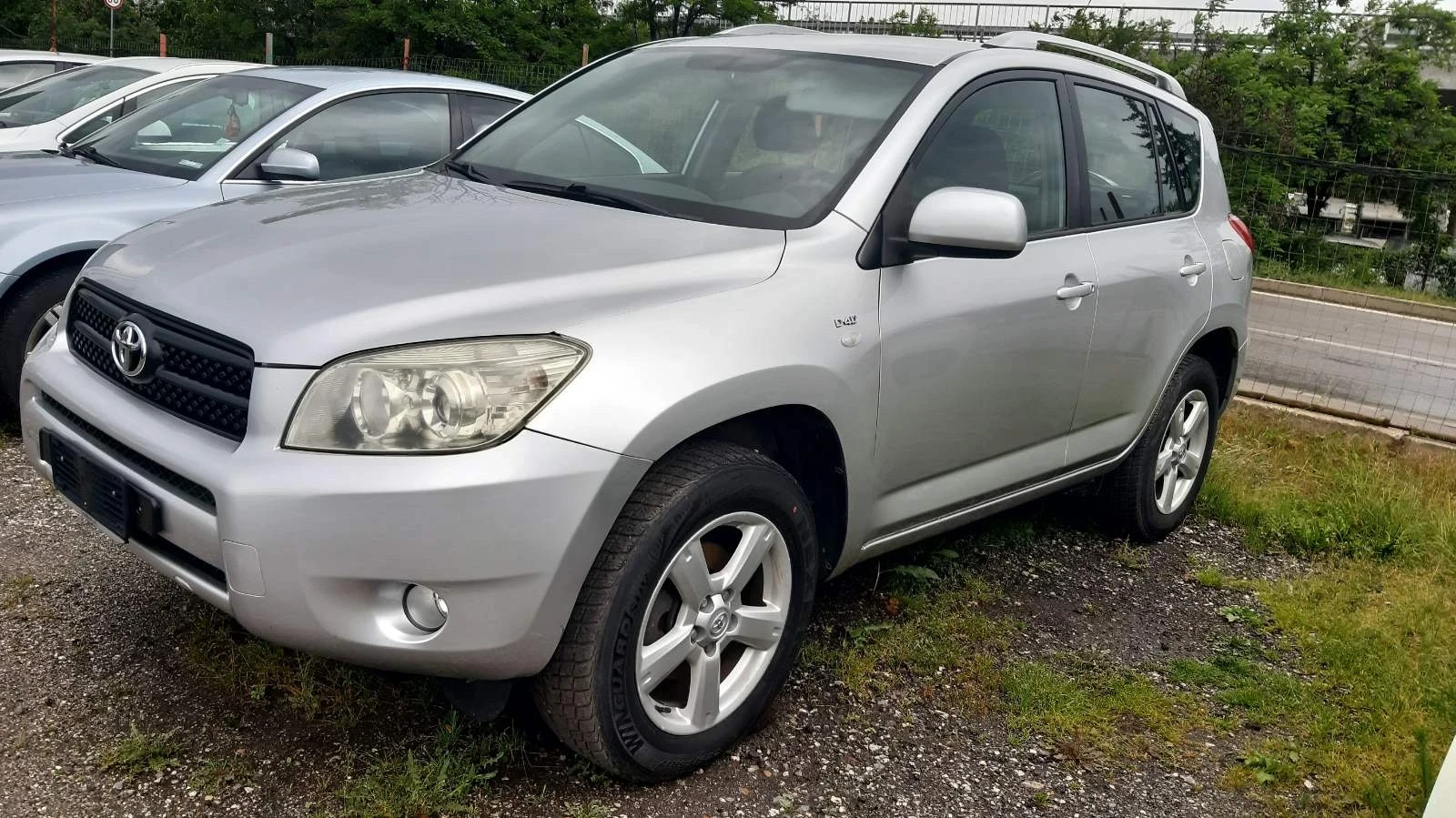Toyota Rav4  - изображение 4