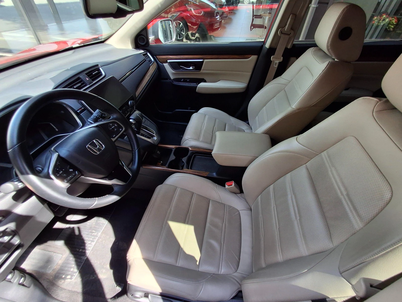 Honda Cr-v 1.5 VTEC TURBO Premium CVT - изображение 9